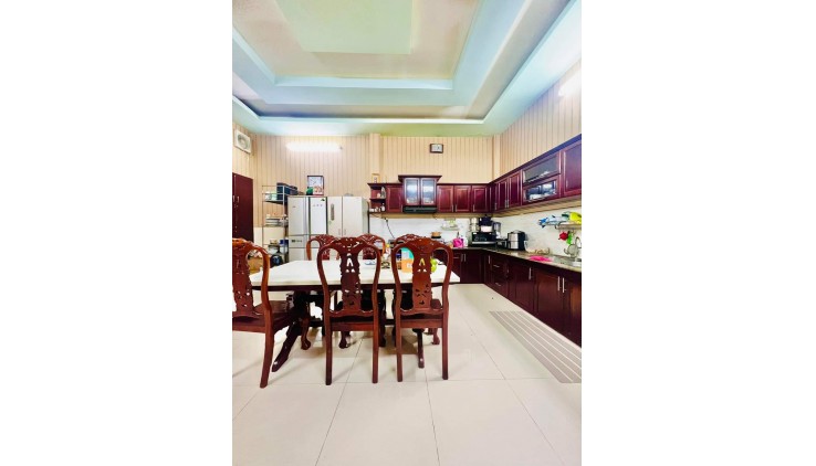 Ngộp  khuông Việt - Đầm Sen Quận 11 - 4,5x18m2 - HXH tránh KD